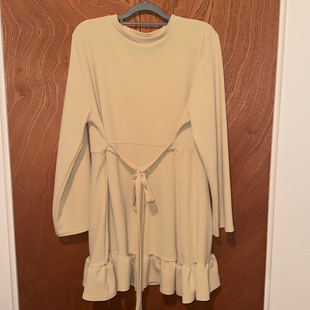 Boohoo long sleeve night out dress